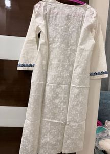 Elegant Embroidered White Kurta