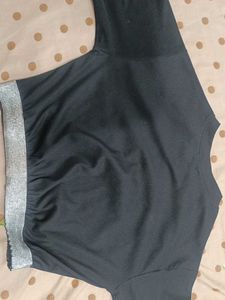 TEENAGERS Graphic Crop Top