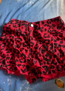 High-Waist Leopard Print Shorts