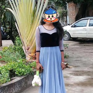 gown