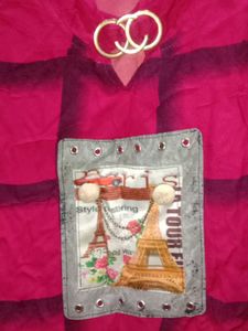 Chic Sleeveless Eiffel Tower Print Top