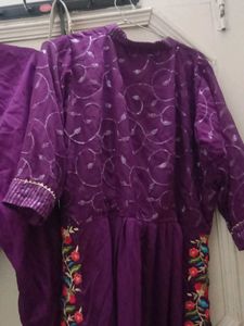 Beautiful Purple Embroidered Kurta Set