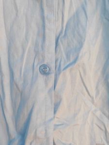 Men's Light Blue Button-Up Shirt