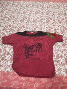 Stylish Rose Applique T-Shirt