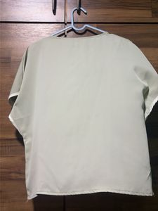Light Green V-Neck Short Sleeve Top