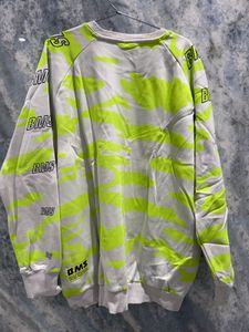 Stylish Graphic Print Sweatshirt