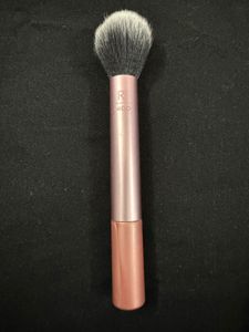 Real Techniques Makeup Brush