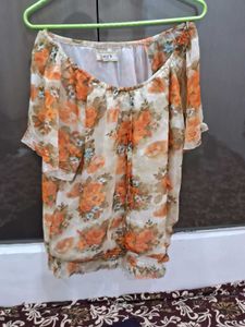 Off-Shoulder Floral Print Blouse