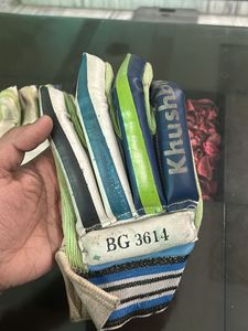 Khushbu Cricket Gloves Used condition