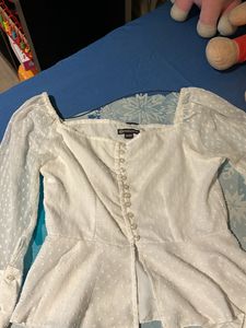 Missamore Size M Super Cute White Top New