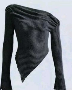 Stylish Black Full Sleeve Top