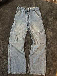 Light Wash straight leg Jeans
