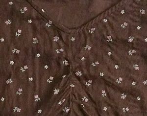 PRICE DROP🖤Chocolate Brown Floral Aesthetic Crop