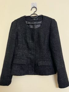 Chic Textured Black Blazer