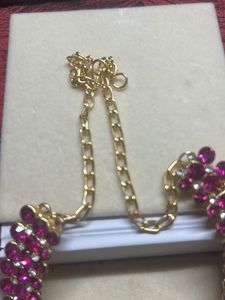 Elegant Magenta &amp; Crystal Necklace