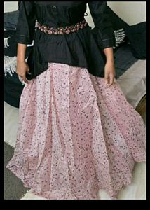 New With Tag -InWeave Women Black printed Skirt