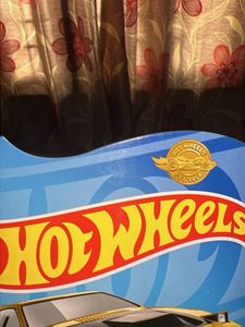 Hot Wheels Dimachinni Veloce Gold