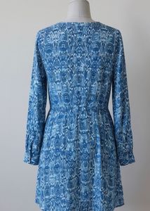 Blue Abstract Print V-Neck Dress