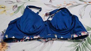 George V-Neck Twist-Front Bikini Top