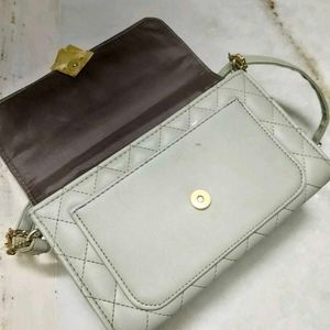 Stylish Quilted Crossbody Bag