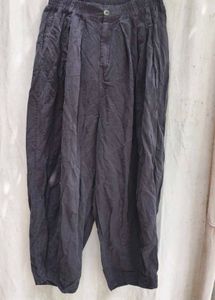 I. Dark Grey Pleated Cropped Pants