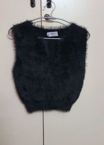 FREE DELIVERY 👍Cozy Faux Fur Sleeveless Top