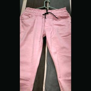Blush Comfort Slim Fit -Joggers 🤍