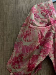 Chic Pink &amp; Beige Floral Midi Dress