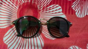 Pack Of Two Round Sunglasses