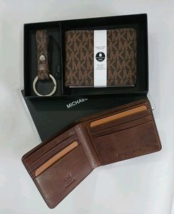 Michael Kors Wallet & Keychain Set