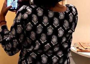 Stylish Black &amp; White Printed Kurti