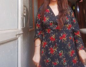 Floral Print V-Neck Top