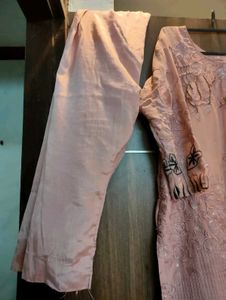 Pakistani suit