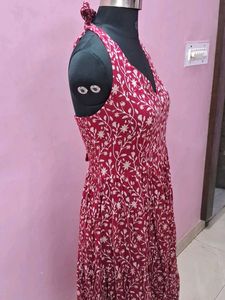 New  piece . Floral Print  halter neck Maxi