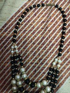 Elegant Black &amp; Pearl Layered Necklace