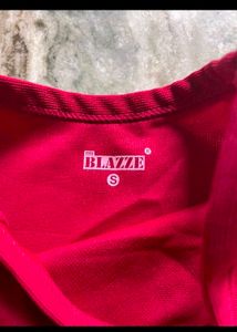 Chic Red Sleeveless Halter Neck Crop Top