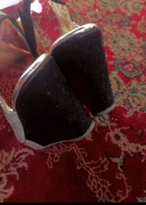 Sparkling Wedge Heels - Black &amp; Silver