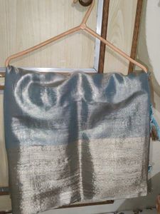 woven design zari organza banarasi saree