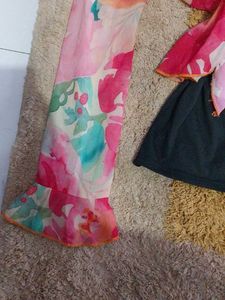 pinteresty Sheer Floral Ruffle Sleeve top