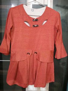 Stylish Women's Top with Quarter Sleeves