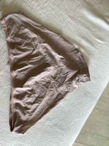 Comfortable &amp; Seamless Briefs