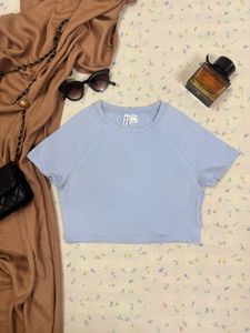 H&M Light Blue Cropped T-Shirt