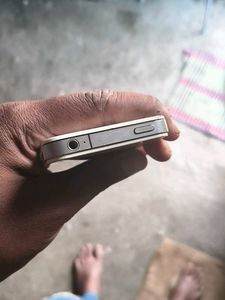 White iPhone 4S
