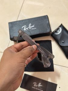 Ray-Ban Sunglasses with Case
