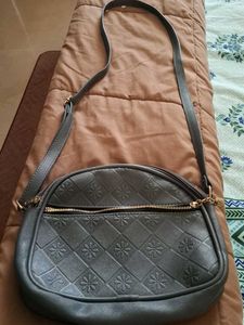 Gray color bag in elegant look