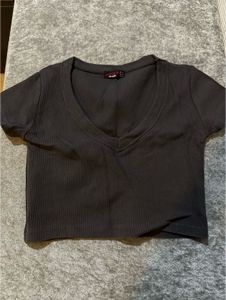 Ribbed V-Neck Crop Top