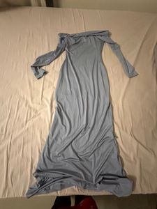 Elegant Off-Shoulder Maxi Dress