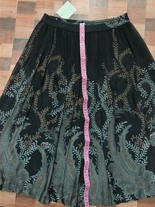 midi skirt