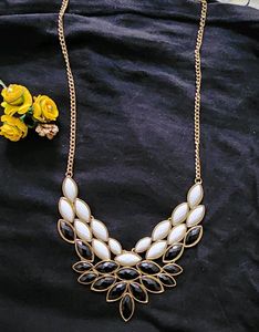 Black and White Necklace