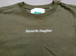 New with tag Olive "printed" Sweatshirt